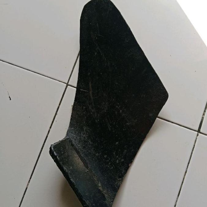 Daun Singkal/Luku Capung Traktor