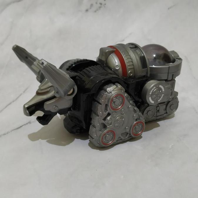 DX OUSHI BLACK VOYAGER KYURANGER SENTAI TTOYS