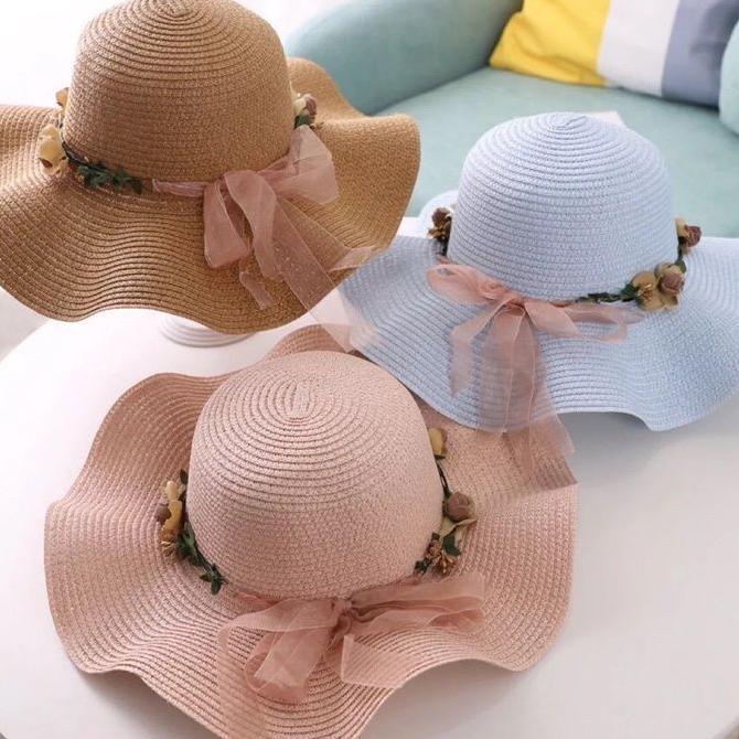 Topi Pantai Mahkota Bunga Import