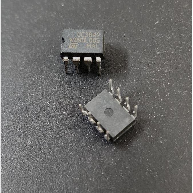 BEJ27 IC UC3842 PWM CONTROLLER DIP-8P ST UNTUK GACUN