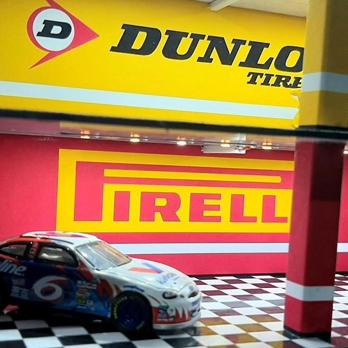 Tire Shop Diorama parkiran hot wheels diecast skala 64 Garasi basement
