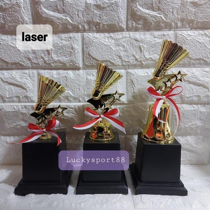 Trophy Piala Badminton Import