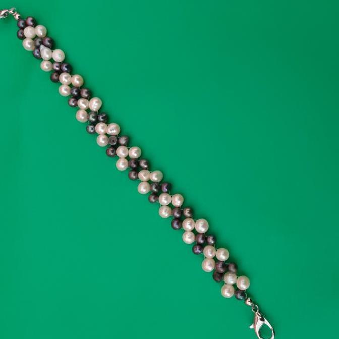 Conector Masker Mutiara Tawar Hijab