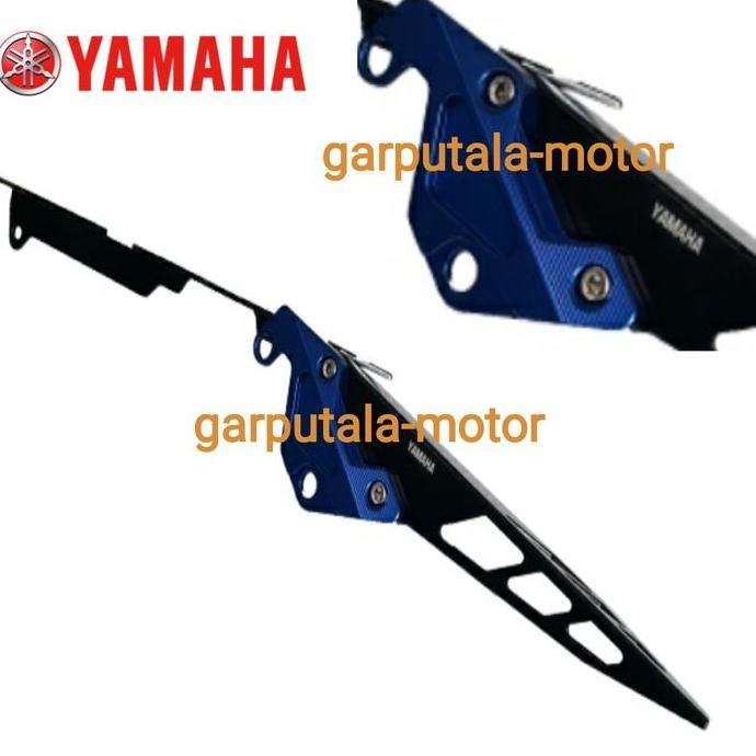 Chain Guard Xabre B48-F2311-Q3-Nb Yamaha Xabre Tfx150 Navyblue/Black Pelindung Rantai Gear Original 