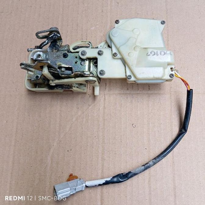 DOORLOCK DOOR LOCK + ACTUATOR PINTU BELAKANG KIRI L HONDA CIVIC FERIO ASLI COPOTAN SECOND
