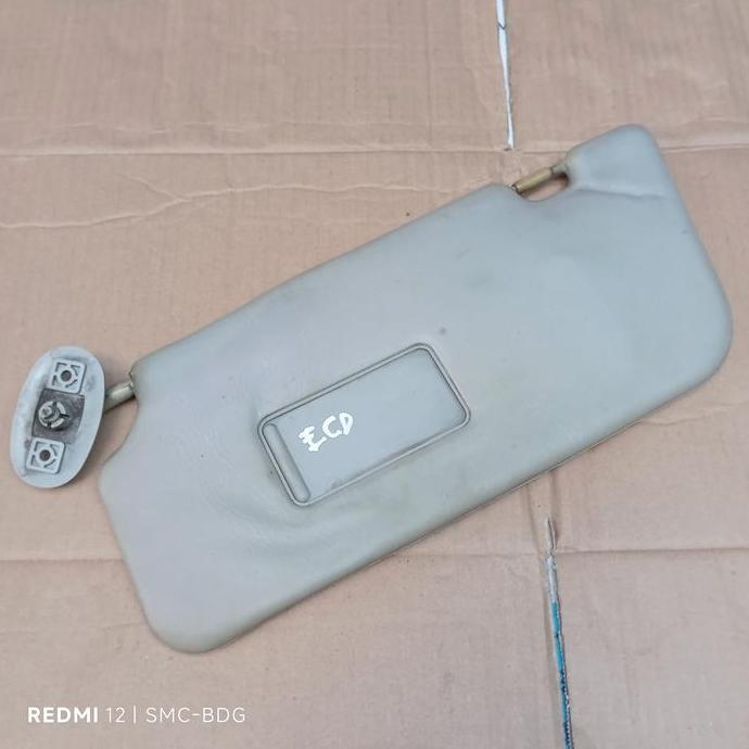 SUNVISOR SUN VISOR ANTI SILAU MATAHARI BAGIAN KIRI / PENUMPANG SUZUKI ESCUDO 2.0 COPOTAN COPOTAN