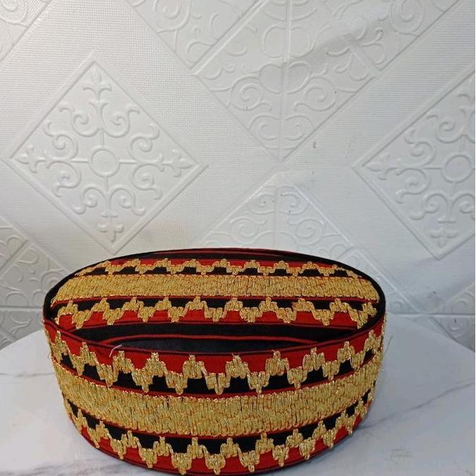 peci kopiah songkok topi tapis Lampung tenun asli adat tradisional mewah