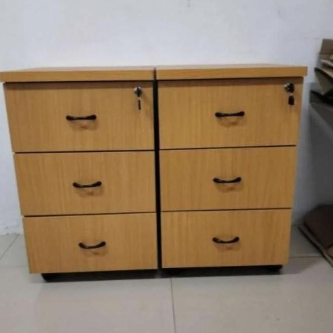 Murah Laci Meja Kantor Laci Dorong 3 Laci Mobile Nakas 3 Laci Roda Lmd 03 Lunarsol
