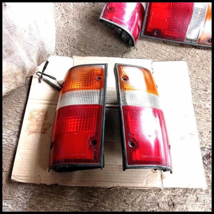 TERLARIS LAMPU BELAKANG TOYOTA KIJANG GRAND EXTRA ORIGINAL KANAN KIRI 