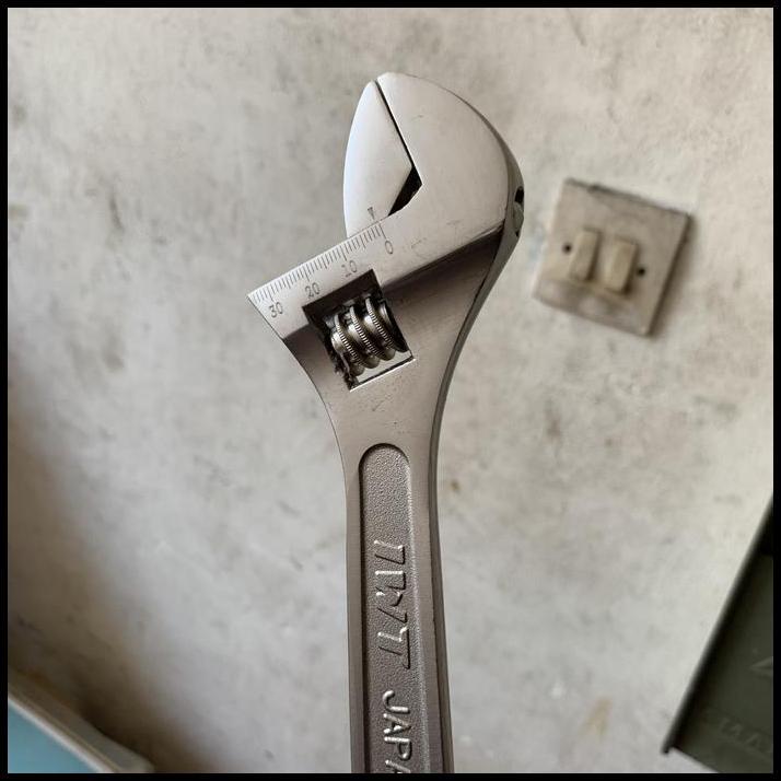 TERBARU KUNCI INGGRIS IWT 6 8 10 12 INCH SATIN CHROME VANADIUM JAPAN SATUAN !!!!!!