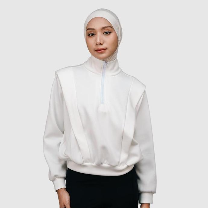 HARGA GROSIR - HIA Everywear Nomi Half Zip Sport Sweater Broken White Oversize Fit Olahraga Running 