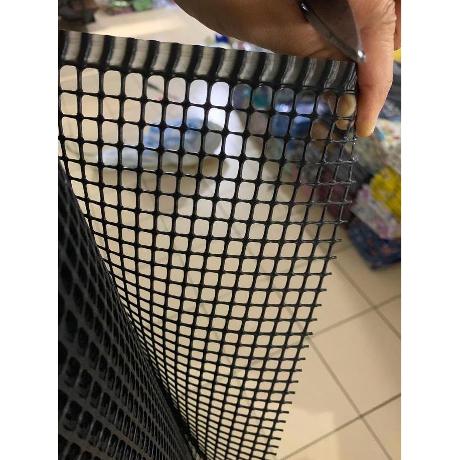 Antimateri- Kawat Jaring Plastik Hdpe Bentuk Kotak