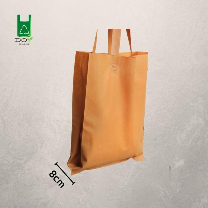 Confezione- Tas Spunbond Polos Besar 38X45 | Goodie Bag Lebaran | Custom