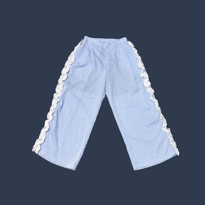 RUFFLE PANTS - Celana wanita panjang bahan katun crinkle dengan ruffle di bagian samping - CELANA LU