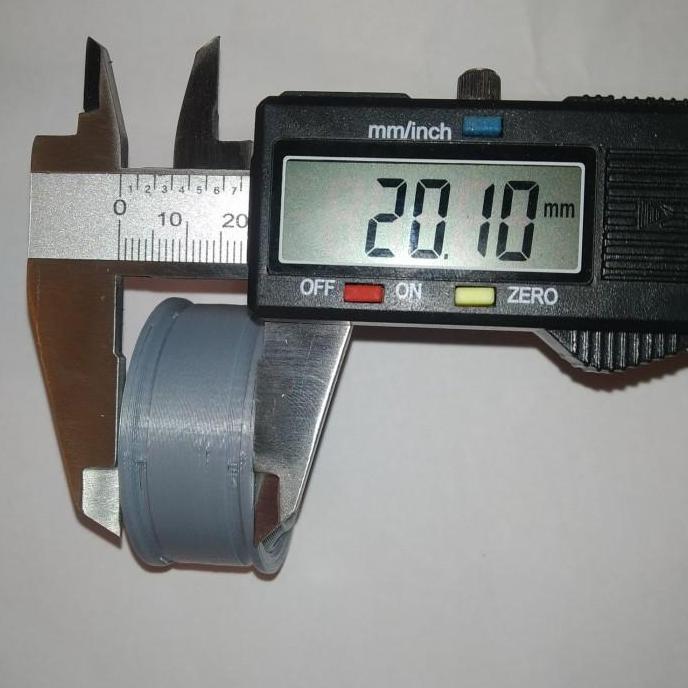 Velg dan Tromol Depan Miniatur Truk Bus Tronton 1 Set Skala 1: 14