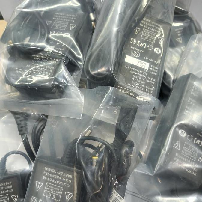 adaptor 5a 12v Samsung original/adaptor Samsung 12v 5a