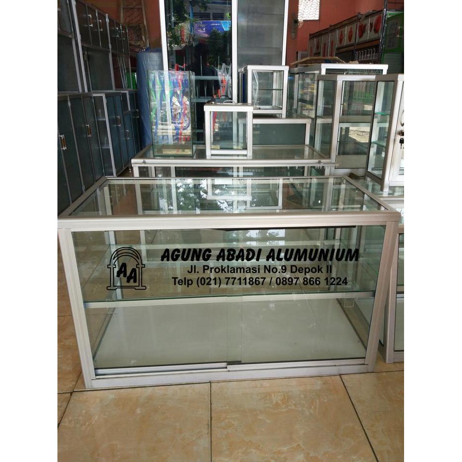 Etalase Kaca Makanan Pintu Kaca