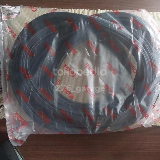 karet pintu belakang daihatsu taft rocky feroza