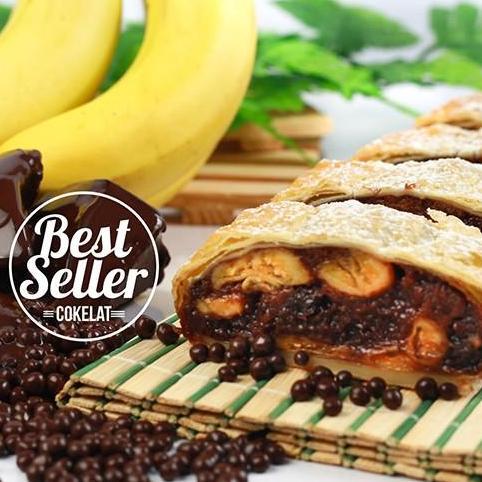 MALANG STRUDEL Choco Banana atau Pisang Coklat Oleh Oleh Khas Malang