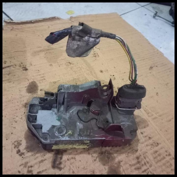 DISKON DOOR LOCK DOORLOCK KUNCI PINTU BELAKANG KIRI PEUGEOT 306 