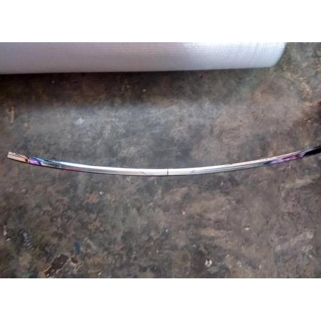 List Kaca Belakang Kaca Calya / Sigra