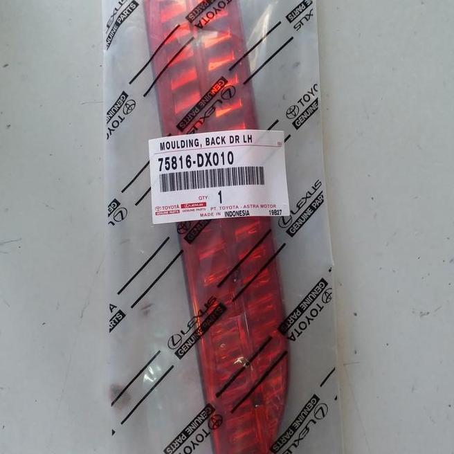 Reflektor Moulding Garnish Pintu Bagasi Kiri Innova