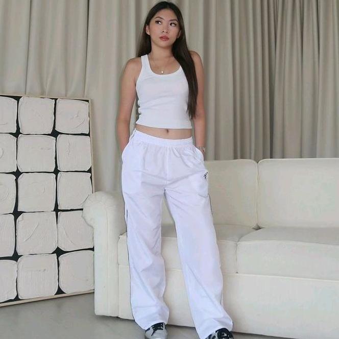 First Time Round First Time Round Classic White - List Parachute Pants