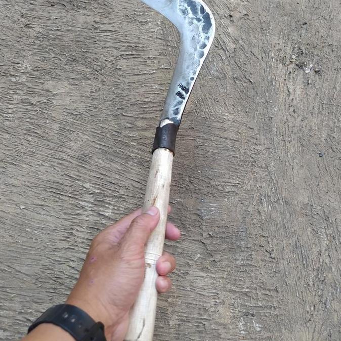 Kored Sabit Rumput Baja Per