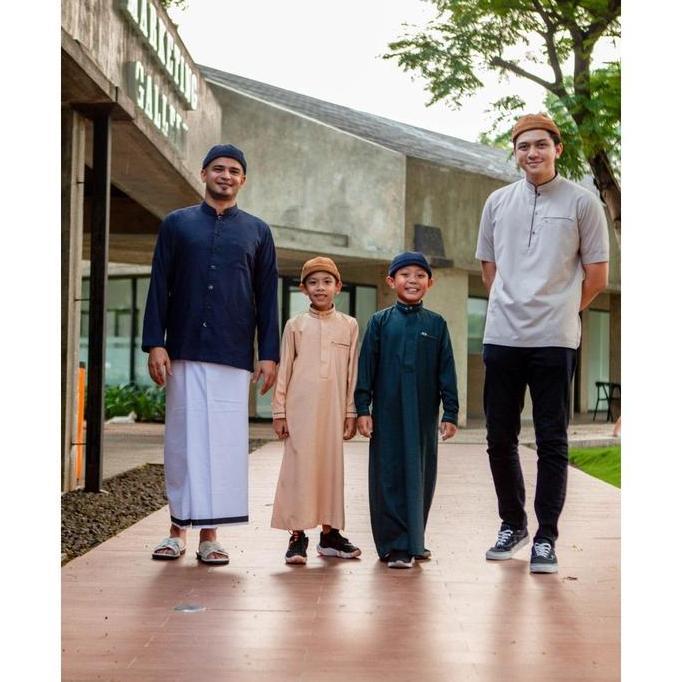 Qori Apparel - Topi Peci Mikihat Kopiah Muslim Pria Topi Distro Pria