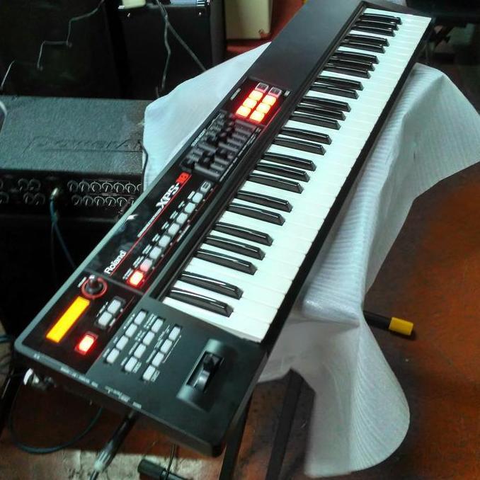 Keyboard Roland XPS-10
