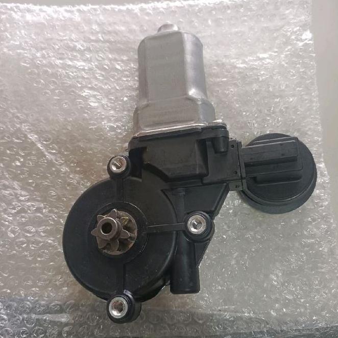 Motor Power Window Front Right Rh Kanan Depan Innova 2004-2015 85710-0K030