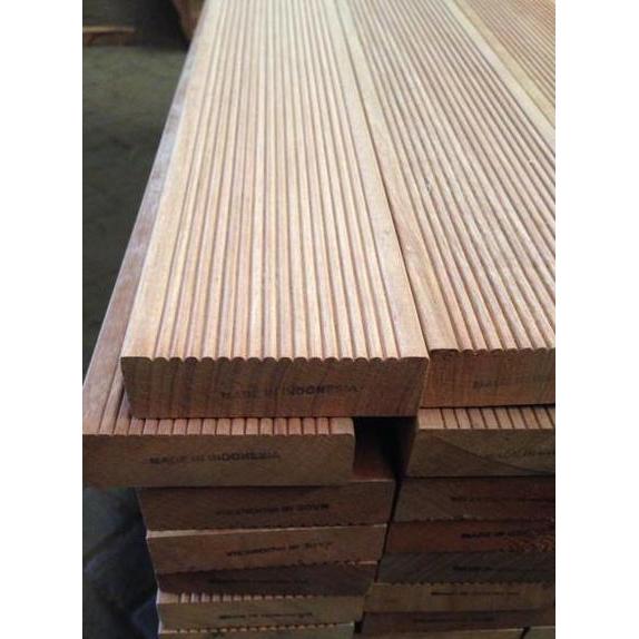 decking kayu ulin sulawesi
