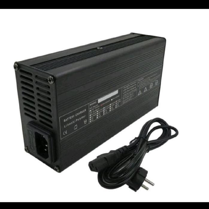 Charger Fast Charging Lifepo4/Lithium 60V-72V 5A, 10A Charger Sepeda Listrik Motor Listrik Casing Al