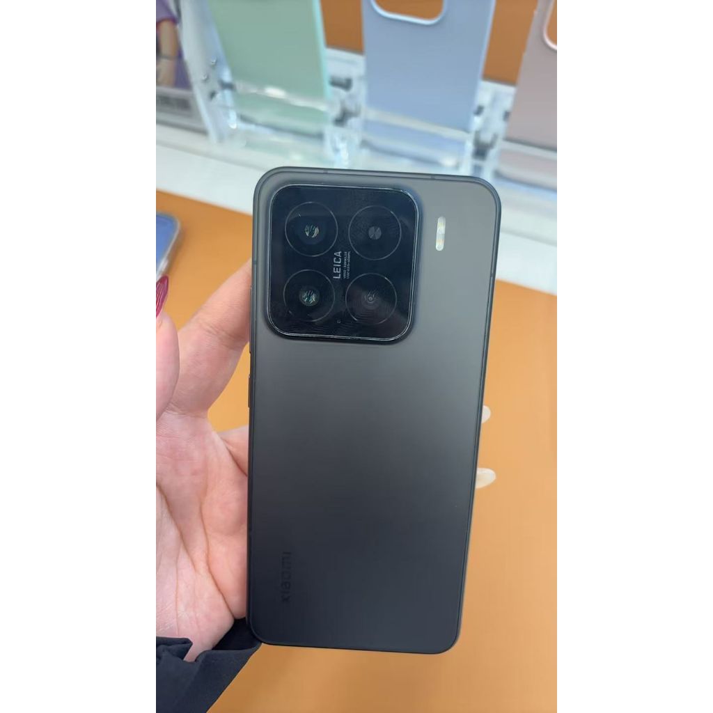 READY STOCK XIAOMI 15 12/256 HITAM & 12/512 PUTIH SECOND NON CUKAI MULUS BATANGAN