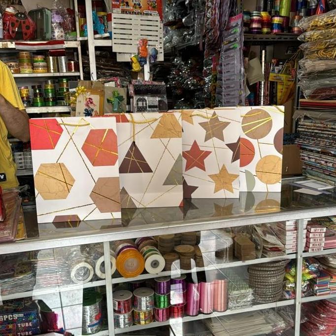 Paper Bag Fancy, Goodie Bag M 26 x 32 x 10cm, Kantong Kertas Import