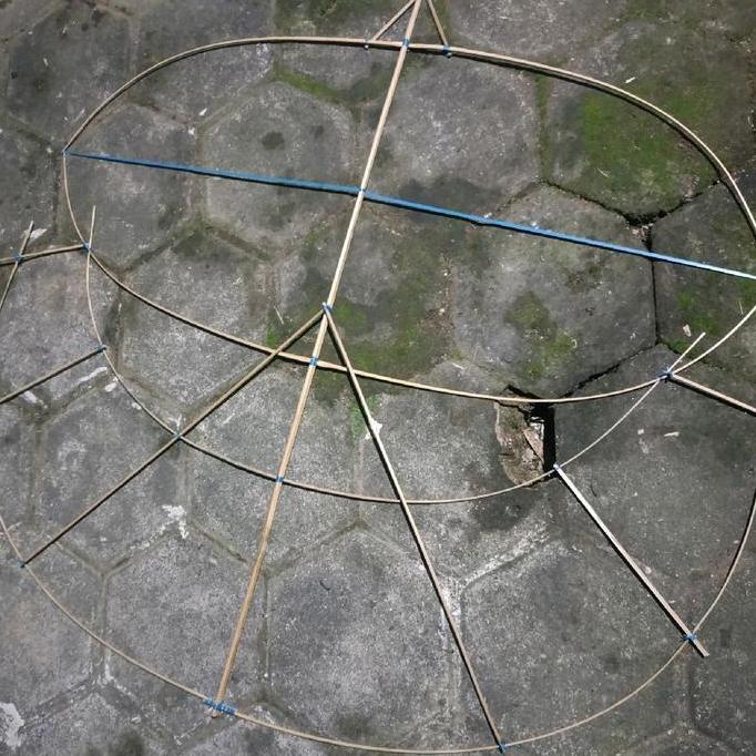 Kerangka Layangan Gapangan Ludoyo (Belum di Rakit)