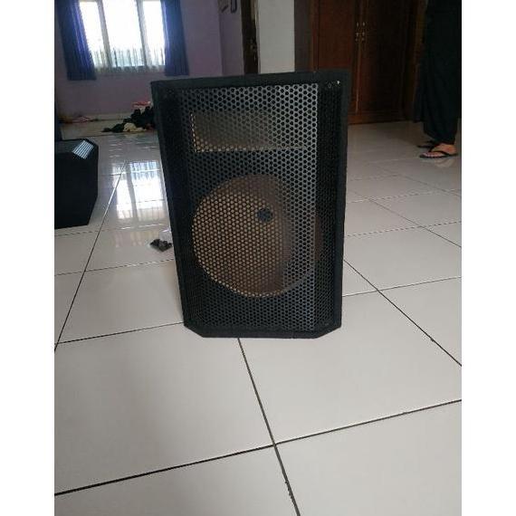 Box speaker 12 in meriah