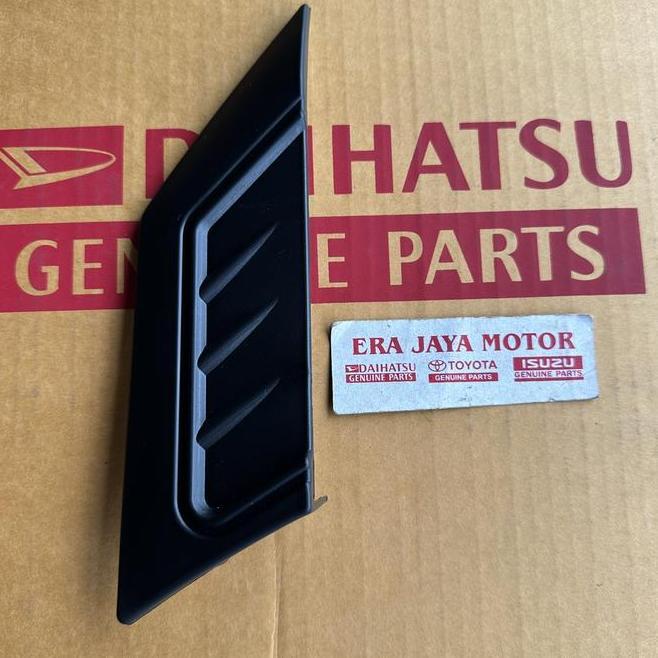 Cover List Sirip Bumper Depan Kanan Great Xenia Sporty