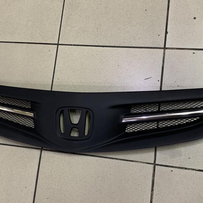 Grill Honda Jazz Idsi 2005