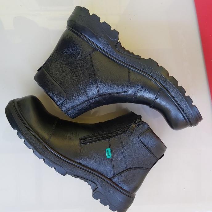 Bagus Sepatu Boot Pria Ujung Besi Safety Shoes Man Shoes Warna Hitam Sepatu Boots Safety Pria Kulit 