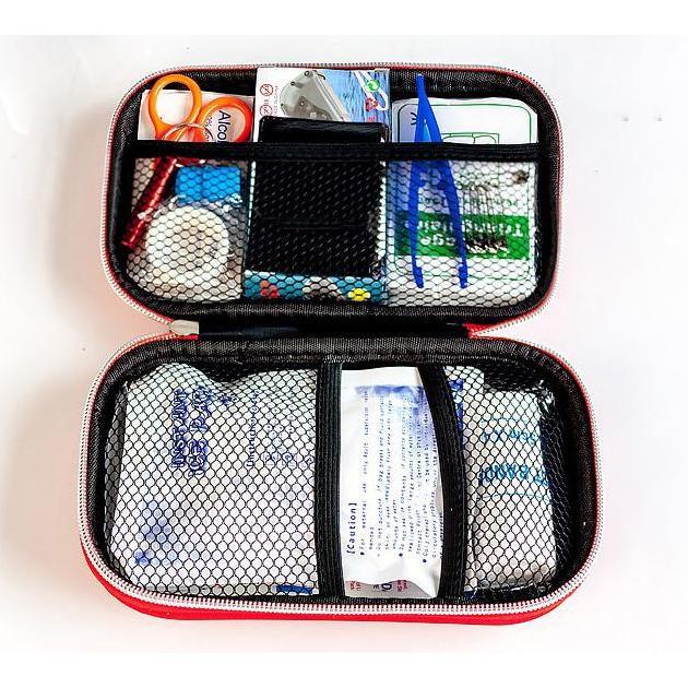 Ort- Kotak P3K Emergency First Aid Kit Box Camping Mobil Lengkap Isi