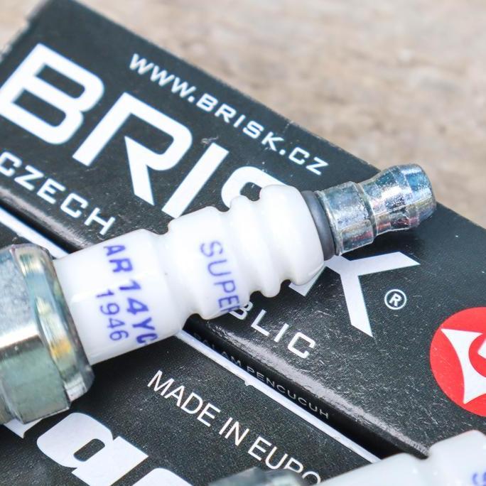 Busi Brisk Racing Vario Pcx 125 150 Beat Street New Beat Karbu Fi Scoopy Karbu Fi Brisk