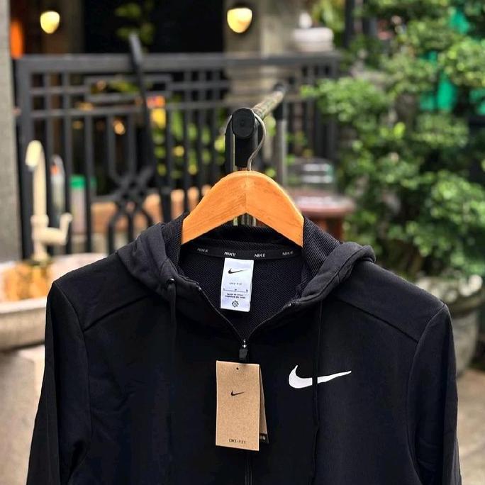 Nike Dri-Fit Swoosh Zip Hoodie Black White BNWT ORIGINAL BARANG RESMI STORE ANG