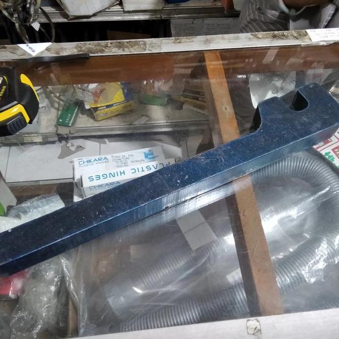 Kunci Plat Pembengkok Besi 25 mm panjang 40 Cm Plat Tebal 3 cm