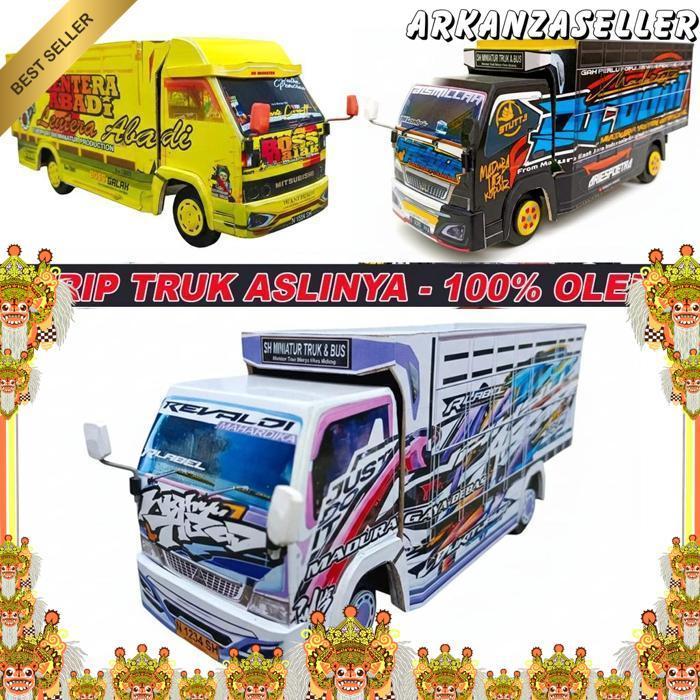 Miniatur Truk Oleng Mirip Truk Aslinya
