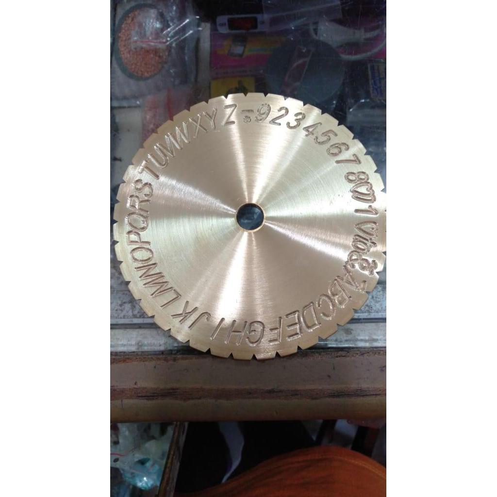 NEW Plat kuningan huruf dan angka mesin grafir cincin