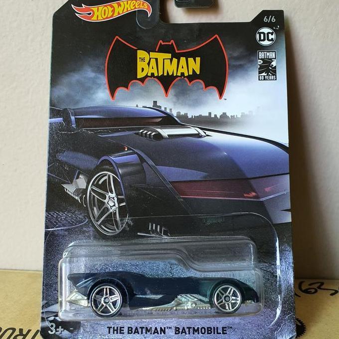 ORIGINAL Hotwheels The Batman Batmobile Black Card