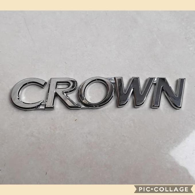 emblem tulisan CROWN untuk toyota