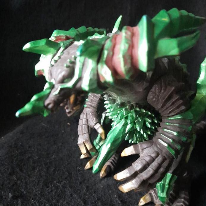 Ultra Monster Series DX Earth Gomora by Bandai murah