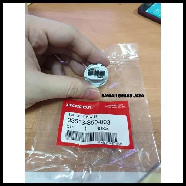DISKON SOKET SOCKET BOHLAM LAMPU REM STOP KACA BELAKANG ATAS TENGAH FREED 